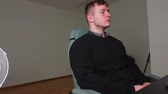 Snapshot of Richard_Dullas chatting on 02-07-26, 06:33 Richard Dullas online show from 02-07-26, 06:33