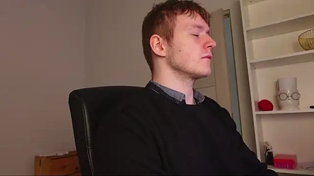 Snapshot of Richard_Dullas chatting on 03-09-26, 10:03 Richard Dullas online show from 03-09-26, 10:03