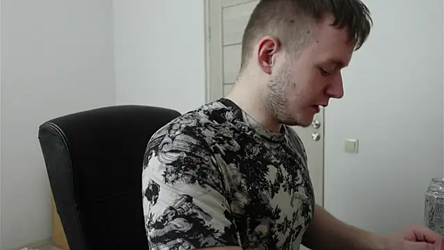 Richard Dullas online show from 04-24-26, 02:30