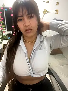 Snapshot of Canela_88 chatting on 10-02-25, 11:12 Canela 88 online show from 10-02-25, 11:12