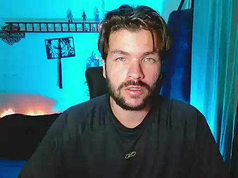 cortelioni massimo  online show from 10-21-25, 02:12