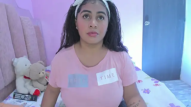 AndreaSweet2 online show from 09-15-25, 08:31