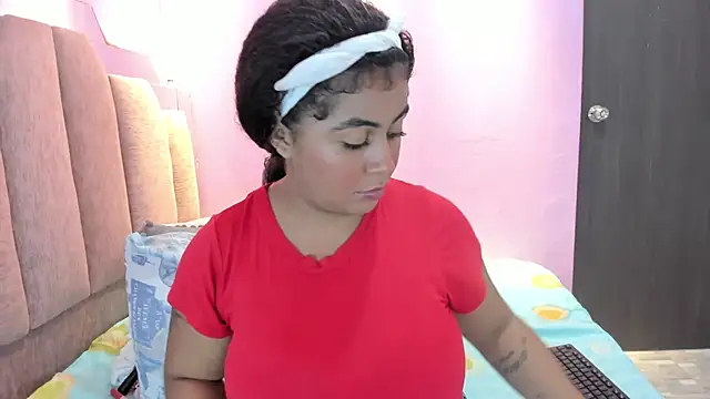 AndreaSweet2 online show from 10-14-25, 08:20