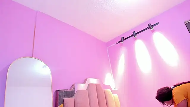 Snapshot of AndreaSweet2 chatting on 12-15-25, 08:02 AndreaSweet2 online show from 12-15-25, 08:02