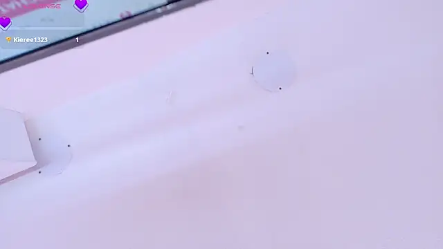 AndreaSweet2 online show from 04-29-26, 07:53