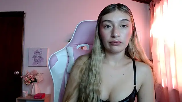 SophiaaLee online show from 03-15-26, 09:21