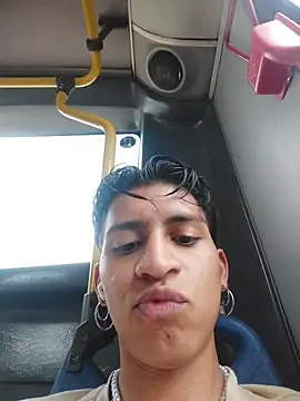 Snapshot of Dom_venena chatting on 12-15-25, 06:34 Dom venena online show from 12-15-25, 06:34