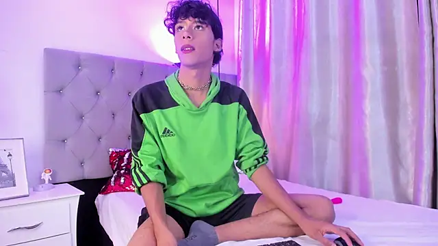 d3rke 666 online show from 09-17-25, 05:20