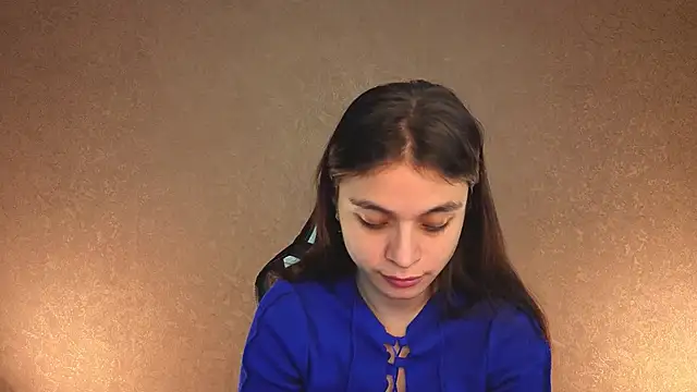 Snapshot of Leila_Hefner chatting on 11-13-25, 02:54 Leila Hefner online show from 11-13-25, 02:54