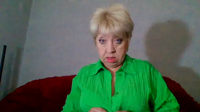 DianaQDream online show from 05-15-26, 05:58