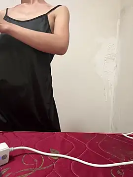 crhong666 online show from 09-29-25, 01:00