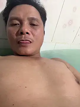 hotboy2x online show from 04-23-26, 12:15