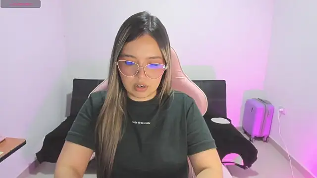 Alana Banana  online show from 11-25-25, 09:59