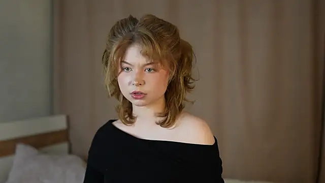 Stella Vanila online show from 09-12-25, 11:04