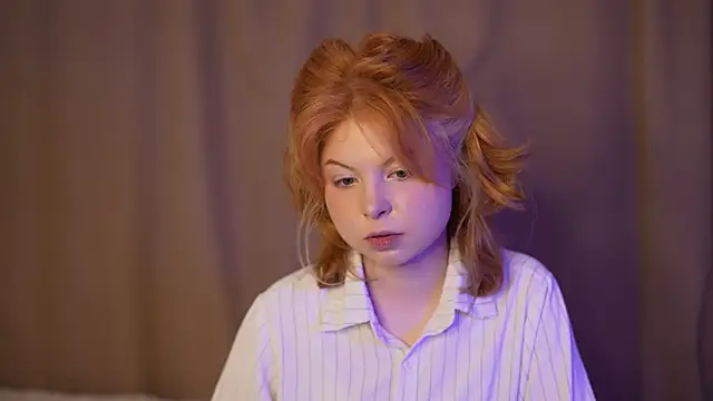 Stella Vanila online show from 09-16-25, 01:50