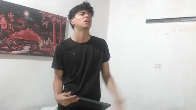 Snapshot of alice_julls chatting on 09-25-25, 04:21 alice julls online show from 09-25-25, 04:21