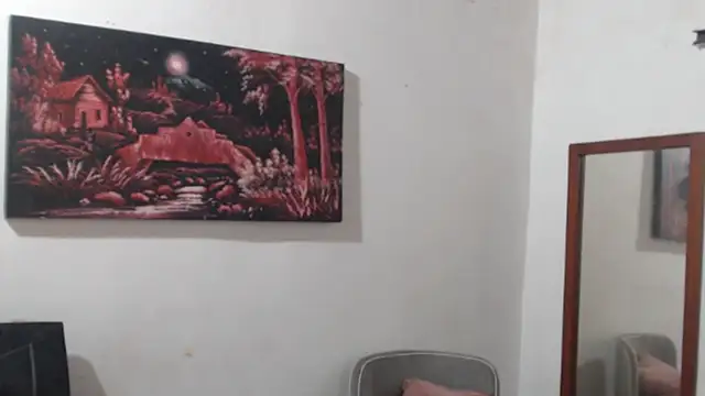 Snapshot of alice_julls chatting on 10-31-25, 09:27 alice julls online show from 10-31-25, 09:27