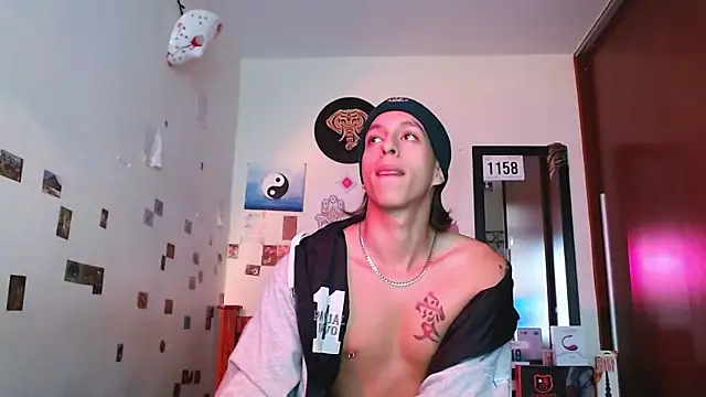 DannyPhantom555 online show from 12-20-25, 07:32