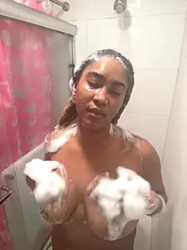 LuckyKhloe online show from 09-21-25, 01:24