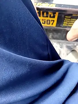 Snapshot of danny_d_01 chatting on 09-29-25, 10:42 danny d 01 online show from 09-29-25, 10:42