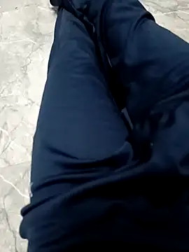 Snapshot of danny_d_01 chatting on 10-18-25, 10:38 danny d 01 online show from 10-18-25, 10:38