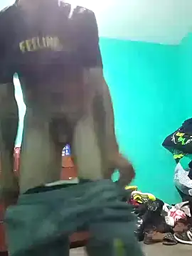 Snapshot of TragicAirplane168 chatting on 10-19-25, 07:31 TragicAirplane168 online show from 10-19-25, 07:31