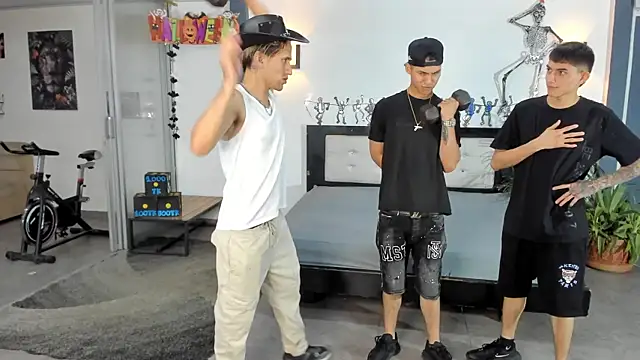 Playhardsex  online show from 10-11-25, 10:52