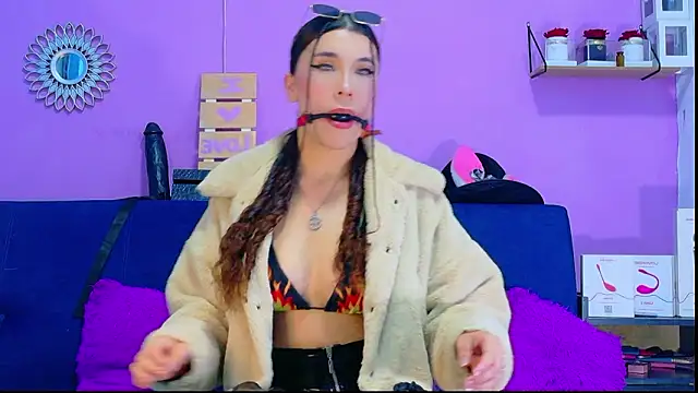 Snapshot of CristalRose chatting on 01-15-26, 10:35 CristalRose online show from 01-15-26, 10:35