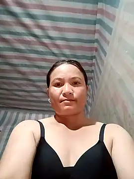 Snapshot of Love-Mama33 chatting on 10-02-25, 02:02 Love-Mama33 online show from 10-02-25, 02:02