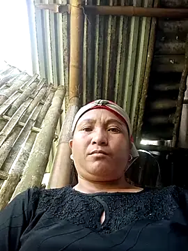 Snapshot of Love-Mama33 chatting on 10-05-25, 05:17 Love-Mama33 online show from 10-05-25, 05:17
