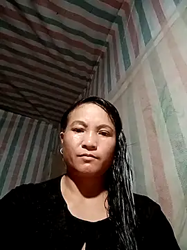 Snapshot of Love-Mama33 chatting on 10-15-25, 12:38 Love-Mama33 online show from 10-15-25, 12:38