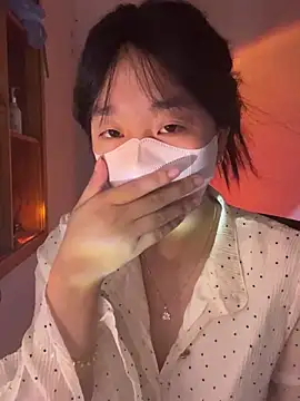 Snapshot of chuppy03 chatting on 09-19-25, 04:07 chuppy03 online show from 09-19-25, 04:07