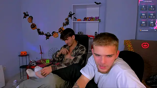 aron black  online show from 10-18-25, 08:20