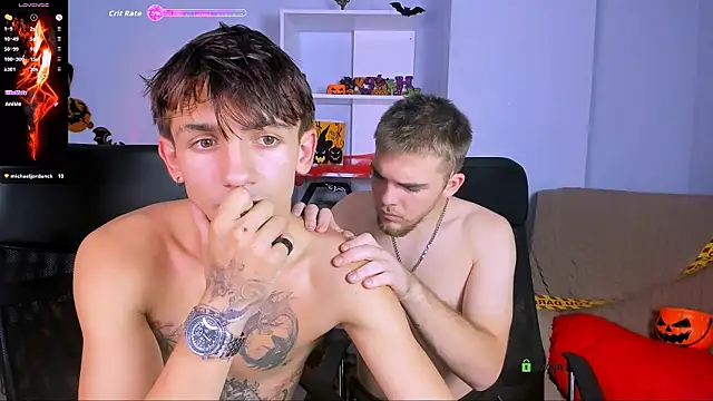 aron black  online show from 10-24-25, 08:49