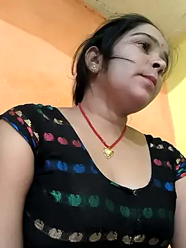 Snapshot of Cutram22 chatting on 09-08-25, 04:17 Cutram22 online show from 09-08-25, 04:17