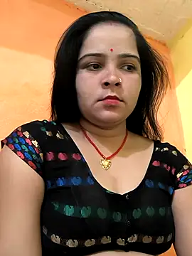 Snapshot of Cutram22 chatting on 09-15-25, 04:12 Cutram22 online show from 09-15-25, 04:12