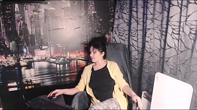 AMOURSWEET2025 online show from 02-19-26, 06:04