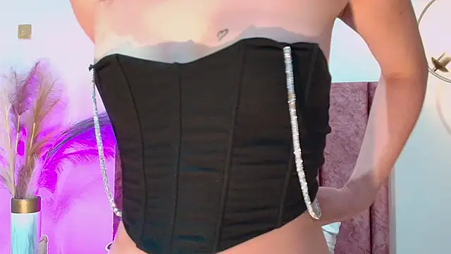 AelinDuvalier online show from 11-14-25, 06:50