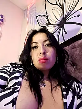 Snapshot of angelicroose2 chatting on 09-22-25, 06:48 angelicroose2 online show from 09-22-25, 06:48