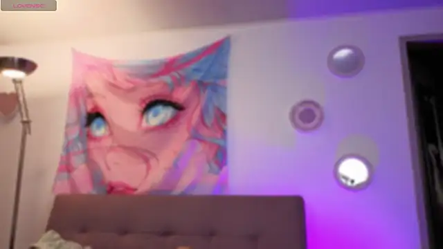 Snapshot of colette_e chatting on 09-19-25, 04:25 colette e online show from 09-19-25, 04:25