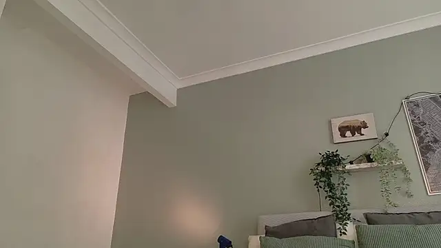 Nickifox   online show from 10-13-25, 07:47