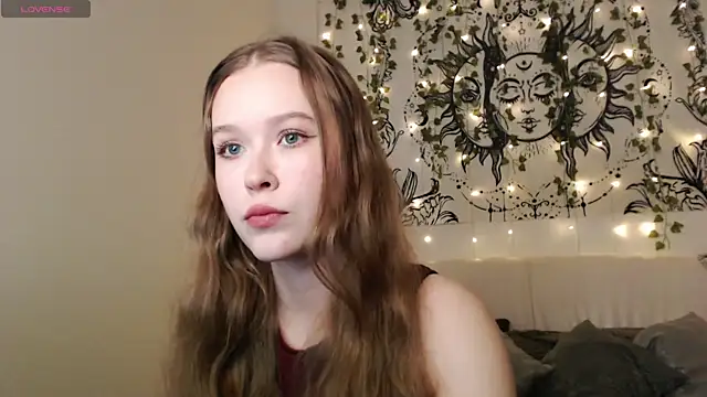Snapshot of MandyMils chatting on 10-23-25, 03:33 MandyMils online show from 10-23-25, 03:33