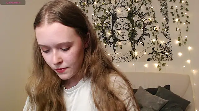 MandyMils online show from 11-14-25, 05:55