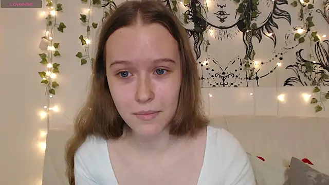 MandyMils online show from 11-29-25, 03:15