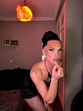 Snapshot of lacattiva chatting on 09-08-25, 09:14 lacattiva online show from 09-08-25, 09:14