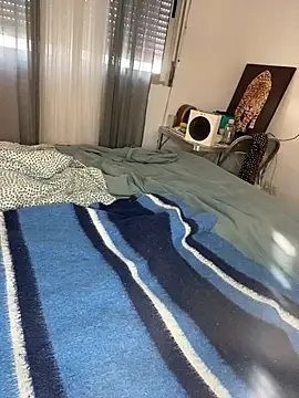 Wild2XXX online show from 12-18-25, 01:17