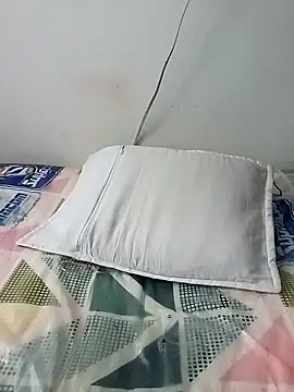 Snapshot of tany90 chatting on 09-22-25, 08:22 tany90 online show from 09-22-25, 08:22