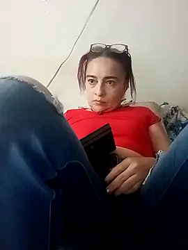 Snapshot of tany90 chatting on 10-22-25, 07:57 tany90 online show from 10-22-25, 07:57