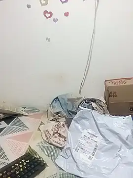 Snapshot of tany90 chatting on 11-23-25, 03:28 tany90 online show from 11-23-25, 03:28