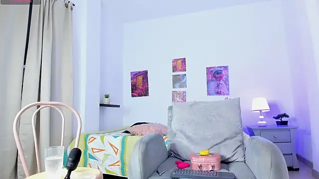 gisele gigi online show from 10-07-25, 03:04